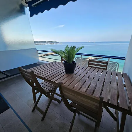 Juan Les Pins Front De 2p Parking Colombier Apartment *